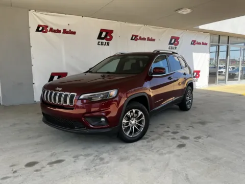 Photos of 2019 Jeep Cherokee Latitude Plus for sale in West Memphis, AR at D3 West Memphis