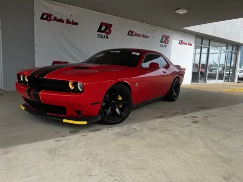 Photos of 2017 Dodge Challenger R/T for sale in West Memphis, AR at D3 West Memphis