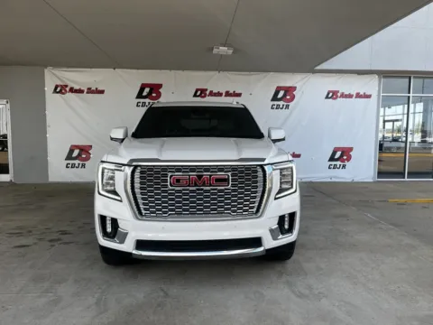 More photos of 2023 GMC Yukon SLT at D3 West Memphis, AR