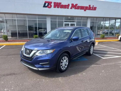 Photos of 2018 Nissan Rogue S for sale in West Memphis, AR at D3 West Memphis