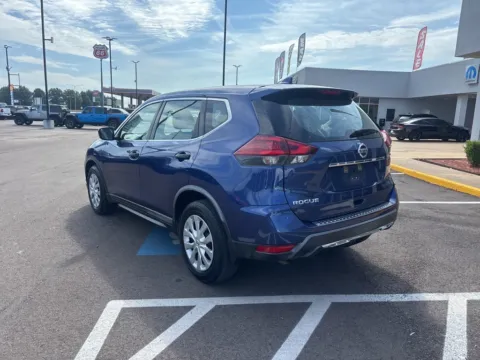 More photos of 2018 Nissan Rogue S at D3 West Memphis, AR
