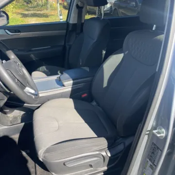 Photos of 2020 Hyundai Palisade SE for sale in Carmel, IN at Carmel Auto Gallery