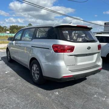 Another view of 2020 Kia Sedona L for sale in Carmel, IN at Carmel Auto Gallery