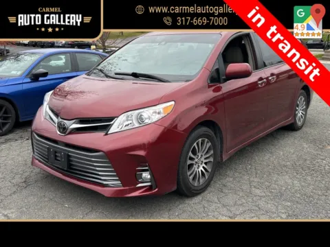 Red 2018 Toyota Sienna L for sale in Carmel, IN