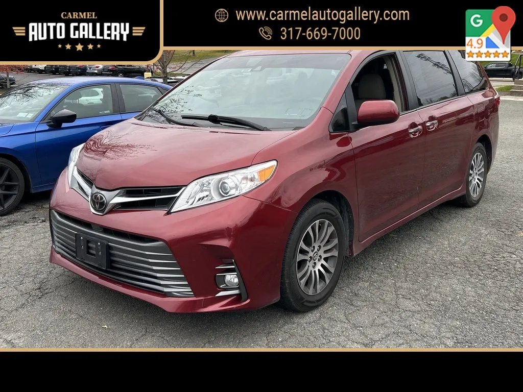Red 2018 Toyota Sienna XLE for sale in Carmel, IN