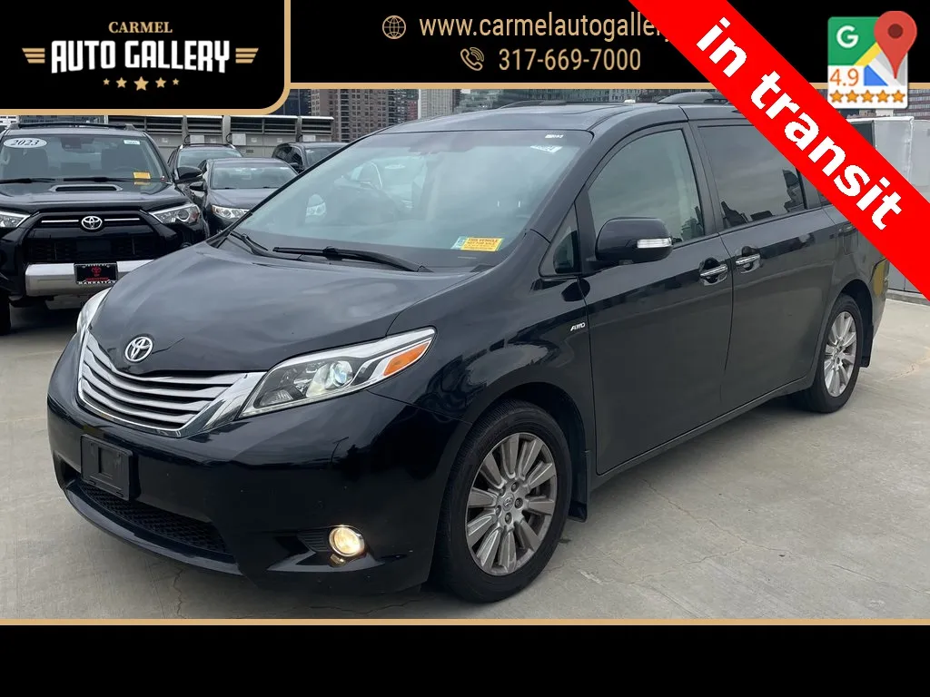 2017 Toyota Sienna Limited's photo