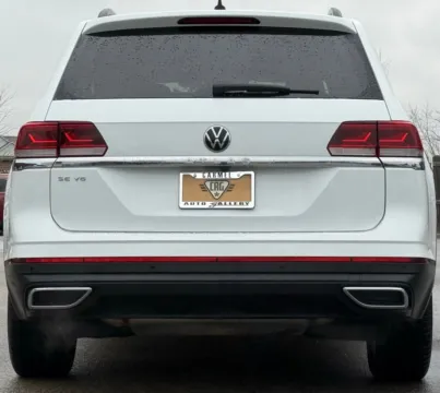 More photos of 2021 Volkswagen Atlas 3.6L V6 SE w/Technology at Carmel Auto Gallery, IN