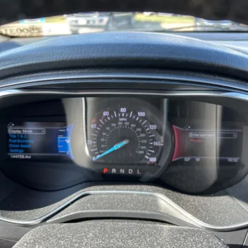 More photos of 2017 Ford Fusion SE at Carmel Auto Gallery, IN