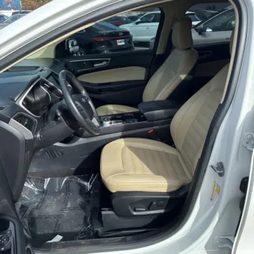 Photos of 2020 Ford Edge SEL for sale in Carmel, IN at Carmel Auto Gallery