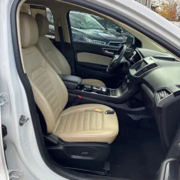 More photos of 2020 Ford Edge SEL at Carmel Auto Gallery, IN