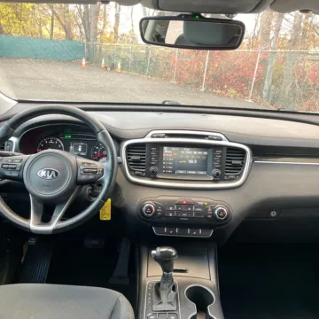 More photos of 2017 Kia Sorento LX at Carmel Auto Gallery, IN