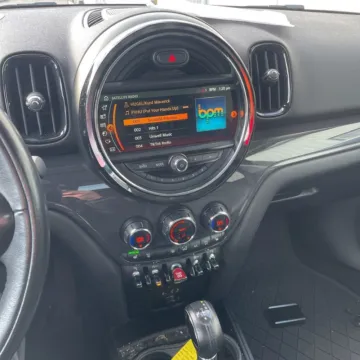 More photos of 2017 MINI Cooper Countryman ALL4 Cooper ALL4 at Carmel Auto Gallery, IN