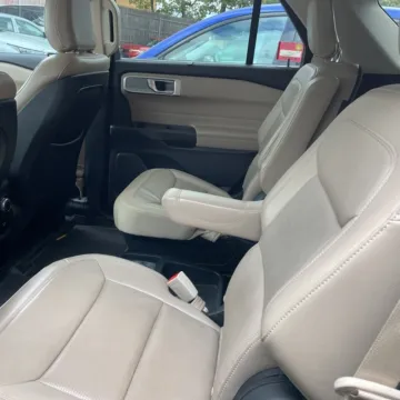 Another view of 2020 Ford Explorer Limited for sale in Carmel, IN at Carmel Auto Gallery