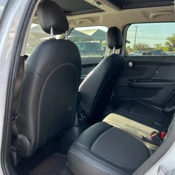 More photos of 2018 MINI Cooper Countryman at Carmel Auto Gallery, IN