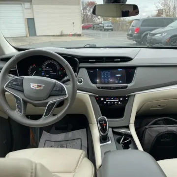 More photos of 2018 Cadillac XT5 Luxury at Carmel Auto Gallery, IN