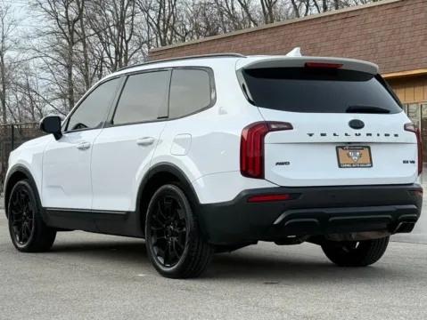 Another view of 2021 Kia Telluride SX for sale in Carmel, IN at Carmel Auto Gallery
