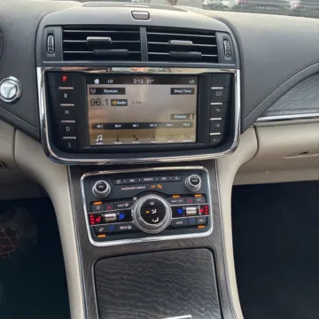 More photos of 2017 Lincoln Continental Reserve at Carmel Auto Gallery, IN