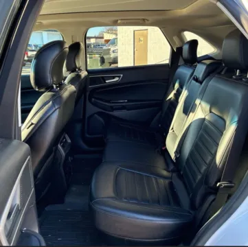Another view of 2019 Ford Edge SEL for sale in Carmel, IN at Carmel Auto Gallery