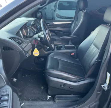 Photos of 2019 Dodge Grand Caravan GT for sale in Carmel, IN at Carmel Auto Gallery