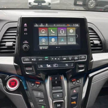 More photos of 2022 Honda Odyssey Elite at Carmel Auto Gallery, IN