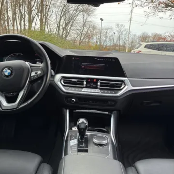 More photos of 2019 BMW 3 Series 330i xDrive at Carmel Auto Gallery, IN