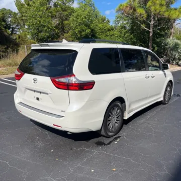 Photos of 2018 Toyota Sienna XLE for sale in Carmel, IN at Carmel Auto Gallery