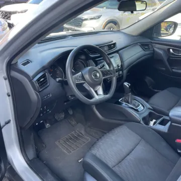 More photos of 2017 Nissan Rogue S at Carmel Auto Gallery, IN