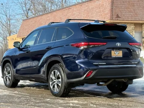 Another view of 2020 Toyota Highlander XLE for sale in Carmel, IN at Carmel Auto Gallery