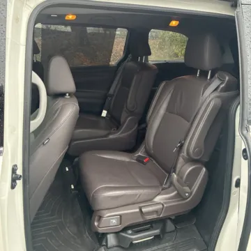 Another view of 2018 Honda Odyssey Elite for sale in Carmel, IN at Carmel Auto Gallery