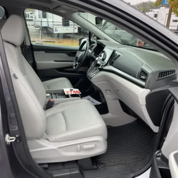 More photos of 2019 Honda Odyssey EX-L at Carmel Auto Gallery, IN
