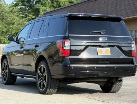 Another view of 2019 Ford Expedition Limited for sale in Carmel, IN at Carmel Auto Gallery