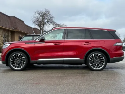 Photos of 2020 Lincoln Aviator Reserve for sale in Carmel, IN at Carmel Auto Gallery