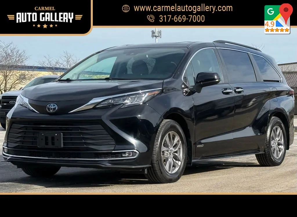 2021 Toyota Sienna XLE for sale in Carmel, IN