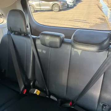 More photos of 2018 Toyota Sienna SE at Carmel Auto Gallery, IN