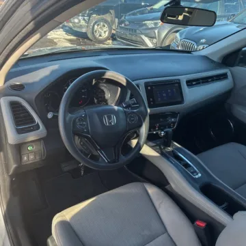More photos of 2018 Honda HR-V EX at Carmel Auto Gallery, IN