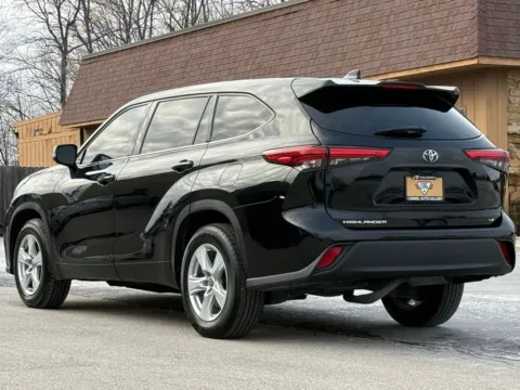 Another view of 2021 Toyota Highlander LE for sale in Carmel, IN at Carmel Auto Gallery
