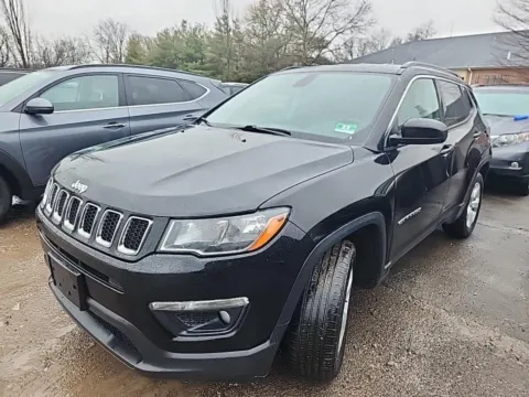 Photos of 2019 Jeep Compass Latitude for sale in Carmel, IN at Carmel Auto Gallery