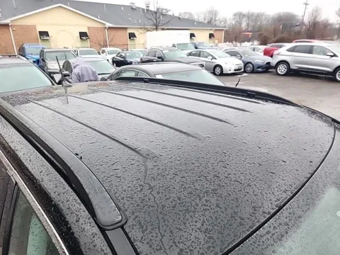 More photos of 2019 Jeep Compass Latitude at Carmel Auto Gallery, IN