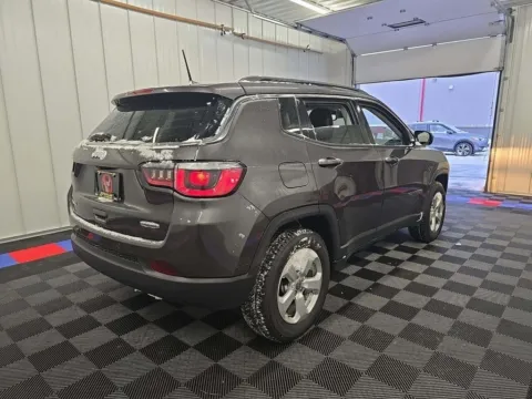 More photos of 2019 Jeep Compass Latitude at Carmel Auto Gallery, IN
