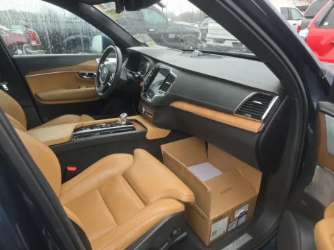 Another view of 2019 Volvo XC90 Hybrid T8 Inscription for sale in Carmel, IN at Carmel Auto Gallery