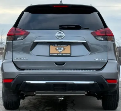 More photos of 2018 Nissan Rogue SL at Carmel Auto Gallery, IN