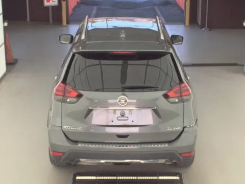 Photos of 2018 Nissan Rogue SL for sale in Carmel, IN at Carmel Auto Gallery