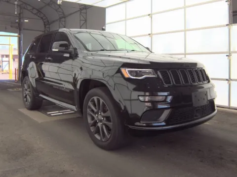 Another view of 2018 Jeep Grand Cherokee High Altitude for sale in Carmel, IN at Carmel Auto Gallery