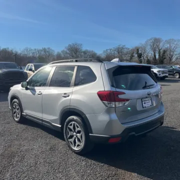 Another view of 2019 Subaru Forester Premium for sale in Carmel, IN at Carmel Auto Gallery