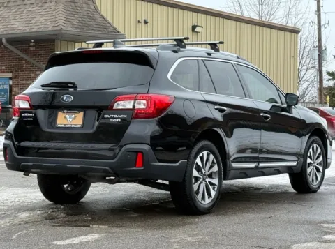More photos of 2019 Subaru Outback 3.6R at Carmel Auto Gallery, IN