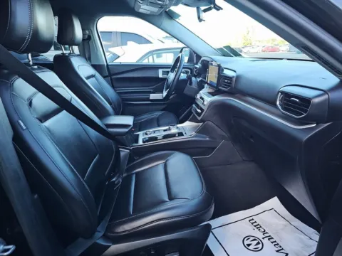 Another view of 2022 Ford Explorer XLT for sale in Carmel, IN at Carmel Auto Gallery