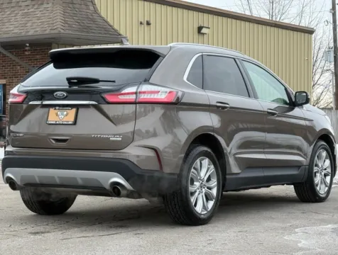 More photos of 2019 Ford Edge Titanium at Carmel Auto Gallery, IN