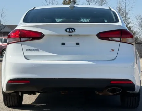 More photos of 2018 Kia Forte S at Carmel Auto Gallery, IN