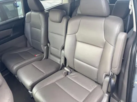 More photos of 2016 Honda Odyssey EX-L at Carmel Auto Gallery, IN