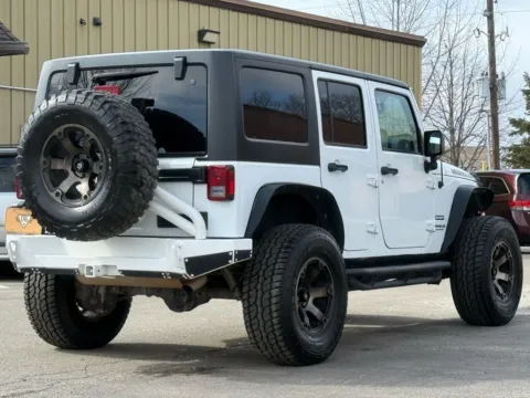 More photos of 2017 Jeep Wrangler Unlimited Sport at Carmel Auto Gallery, IN